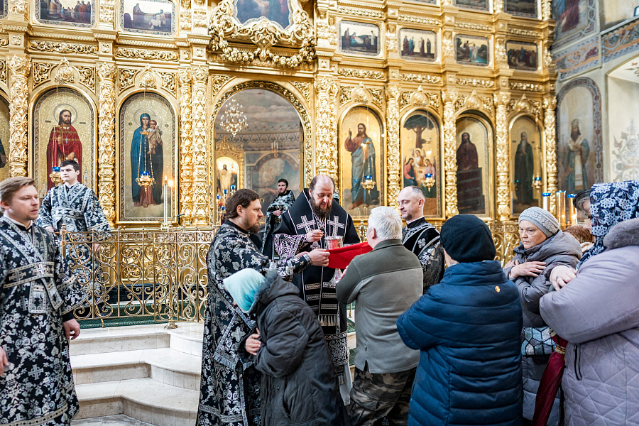Литургия Преждеосвященных Даров в Троицком кафедральном соборе Подольска